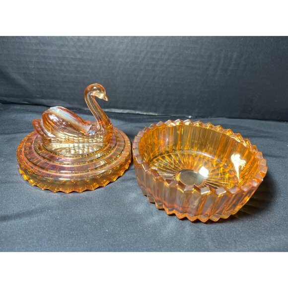 Opalescent Jeanette Glass Swan Covered Candy Powder Dish Carnival Glass 5” - Picture 5 of 8